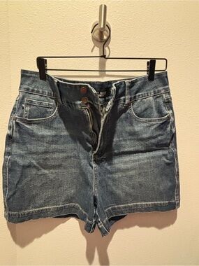 Judy Blue Medium Wash Denim High-Waist Shorts